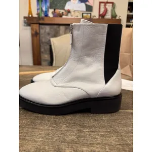 STUART WEITZMAN LODGE ZIP BOOTIE WHITE ANKLE BOOTS FRONT ZIPPER SHOE Size 8 thumbnail 3