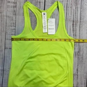 FABLETICS Seamless Lime Green Tank Top. Size Small. New With Tags. thumbnail 5