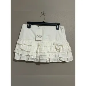 NEW Zara White Coquette Tiered Ruffle Mini Skort Skirt Women’s Size Medium thumbnail 4