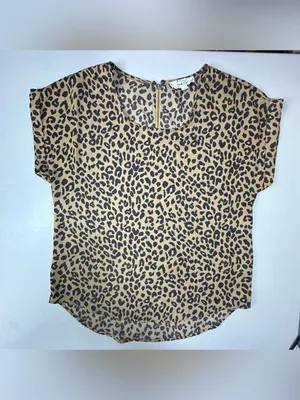 Pink Rose Leopard Print Blouse Women’s M Tan Black Short Sleeve Relaxed Top thumbnail 2