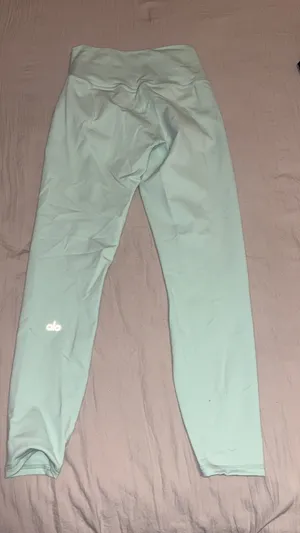Alo yoga high waisted airlift 7/8 leggings spearmint xs thumbnail 3