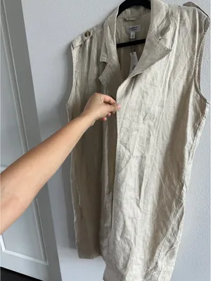 The Drop by Paola Alberdi Natural Oversized Sleeveless Long Linen Vest thumbnail 5