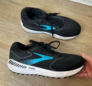 Brooks‎ Ariel 20 Womens Running Shoes 9.5 thumbnail 1