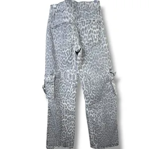 DISCLOSURE Gray Leopard Print Mid-Rise Cargo Utility Pants Straight Leg Jeans thumbnail 4