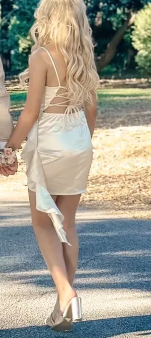Cream Windsor Homecoming Dress thumbnail 3