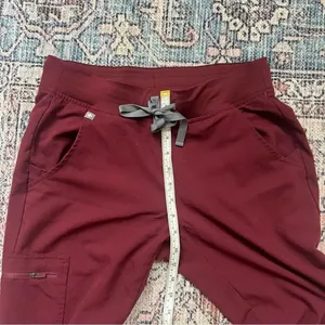 Figs Zamora Jogger Scrub Pants Burgundy Drawstring Waist Slim Fit Pant Small thumbnail 13