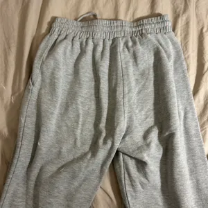 PacSun Heather Gray Sweatpants thumbnail 3