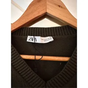 Zara Green Cropped Sweater Size Small thumbnail 3