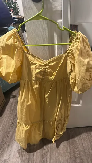 Yellow Dress thumbnail 4