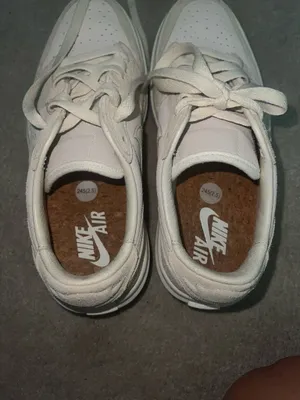 Nike Air Jordan 1 Low Women’s thumbnail 4