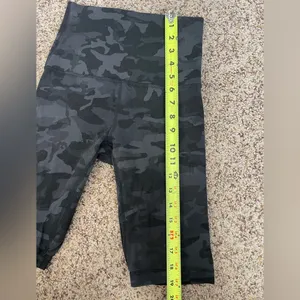 Lululemon Align Super High Rise Short 10" Incognito Camo Multi Grey size 4 thumbnail 9