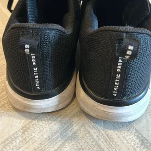 APL Women’s Black/Faded White Techloom Pro Sneakers - Size 8 thumbnail 10