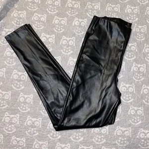 Missguided Faux Leather Leggings In Black thumbnail 3