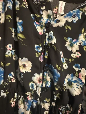 Floral And Black Romper Size M thumbnail 3