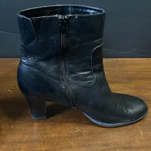 a.n.a black leather women’s boot sz9 thumbnail 2