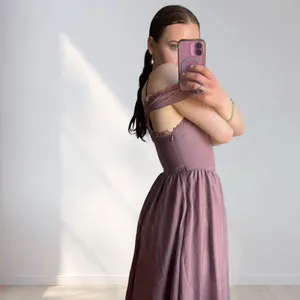 Mauve dress with lace trim Purple thumbnail 4