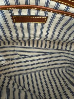 Dooney and Bourke Taupe Khaki Olive Wayfarer Sac Hobo Bag &‎ Matching Pouch thumbnail 4