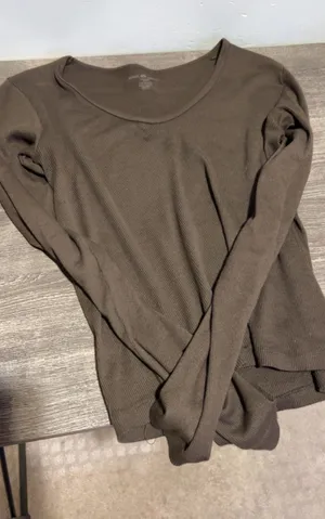 Brandy Melville Long Sleeve expresso brown top thumbnail 1