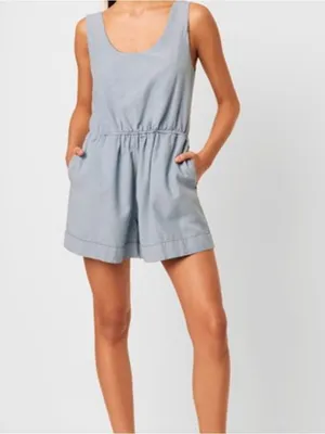 NWOT French Connection Chambray Tie Back Romper Light Blue Size Small thumbnail 3