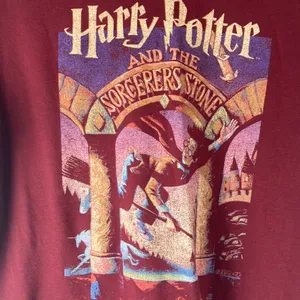 Harry Potter burgundy graphic tee shirt woman’s size large thumbnail 2