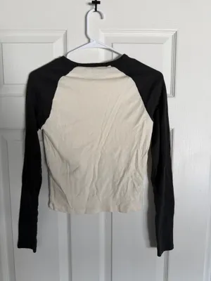 Brandy Melville Top thumbnail 4