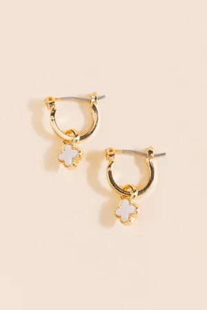 Francesca’s Dainty Gold Hoop Earrings thumbnail 3