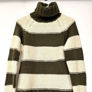 ZARA sweater thumbnail 2