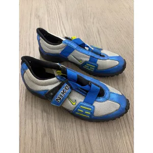 Vintage Nike Women’s Cycling Shoes Blue Gray Size 7.5 thumbnail 2
