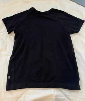 Athleta shirt thumbnail 1