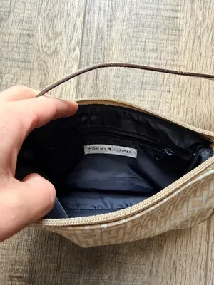Tommy Hilfiger White Logo Canvas Mini Bag thumbnail 6