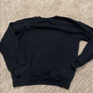 Sub_Urban Riot Black Crewneck Sweater with Heart thumbnail 3