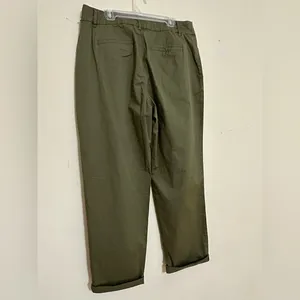 A New Day Womens Pants Stretch High Rise Relaxed Hip and Thighs Green Size 10 thumbnail 4