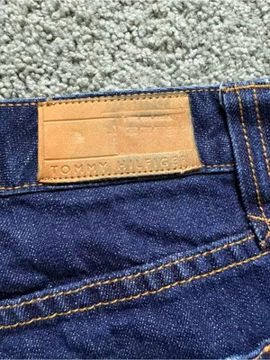 Tommy Hilfiger Low Rise Flare Jeans Womens Size 8 90s Y2K Lightly Distressed thumbnail 12