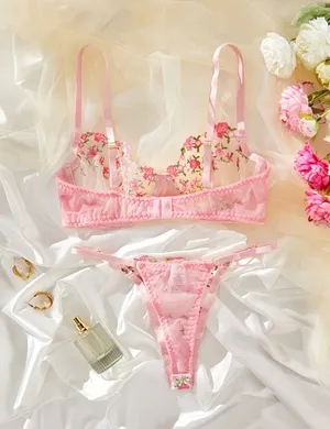 Pink bra set Size M thumbnail 2