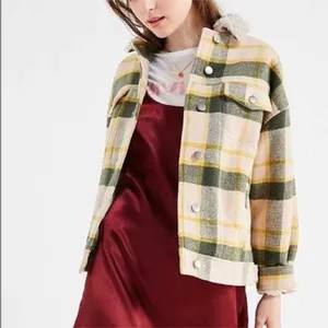 Urban Outfitters Green Yellow Cream Plaid Sherpa Collar Trucker Jacket‎ Sz Small thumbnail 2