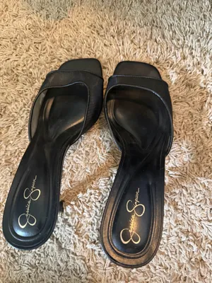 Jessica Simpson Kitten Heels thumbnail 2