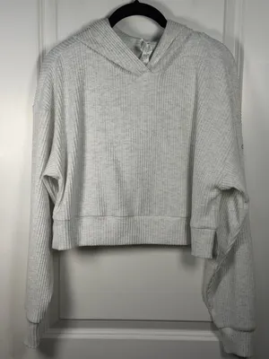 Alo Yoga Muse Rib-Knit Cropped Hoodie thumbnail 3