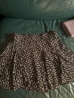 hollister skirt floral thumbnail 2