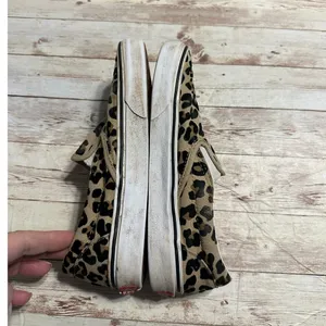 Vans Slip On Sneakers Women's Size 6 Leopard Animal Print Canvas Shoes Comfy thumbnail 7