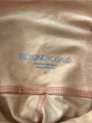 Beyond Yoga Spacedye All For Run Shorts in Mango Pop Heather S thumbnail 6