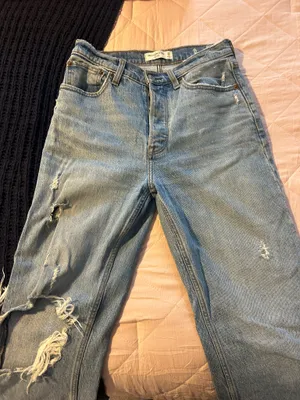 Abercrombie Dad High-Rise Jeans thumbnail 1