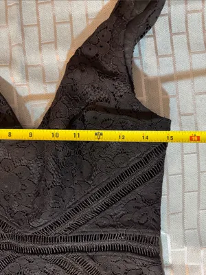 Lulu's Black Lace V-Neck Maxi Dress thumbnail 7