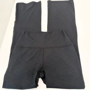 Beyond Yoga Ribbed High-Waisted Leggings – Size M thumbnail 2