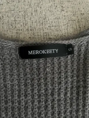 Merokeety Grey Cardigan thumbnail 2
