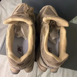 New model new balance 9060 aged version women sneakers shoes size 4 thumbnail 5