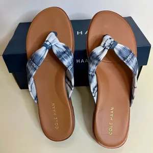 NIB- Cole Haan® Fiona Thong Slide Sandals. -6.5 thumbnail 1