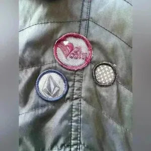 Volcom Puffer Thermal Jacket Vintage Ski Snow Snowboarding Winter Black Y2K‎ thumbnail 3