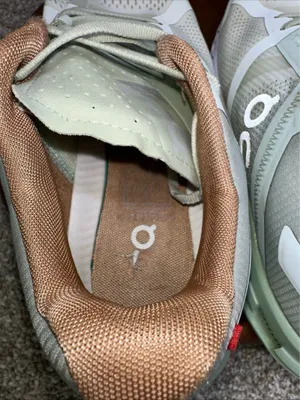 On Cloud women size 8 men’s 6.5 thumbnail 12