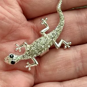 Source Unknown Silver Tone Rhinestone Gecko Slide Pendant Lizard Charm thumbnail 2