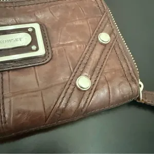 B MAKOWSKY Brown 100% Genuine Leather Zip Around Wallet 8”X4” thumbnail 10